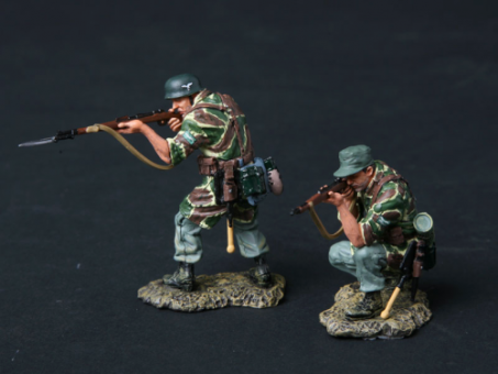 WWII: Fallschirmjager Rifle Section #2 (2 figures) Normandy Version 