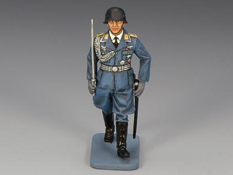 Luftwaffe:Marching Officer with Sword 