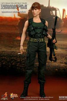 Terminator 2 Movie Masterpiece Actionfigur 1:6 Sarah Connor 28 cm 