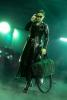  Artikelbild 8 des Artikels “1:12 action figure – Trinity from the Matrix 2.0 “