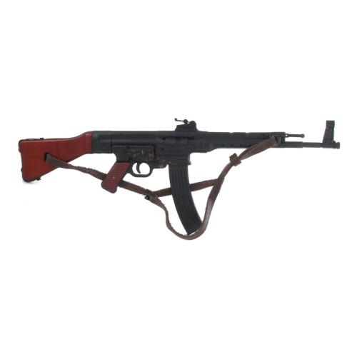 Artikelbild des Artikels “MP 44 in Metal 1:6 “