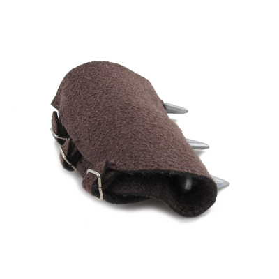 Artikelbild des Artikels “Leder Armschützer modified metal Spikes 1/6 “