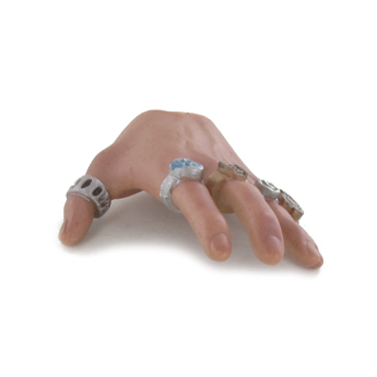 Artikelbild des Artikels “Caucasian Linkehand mit Ringe “