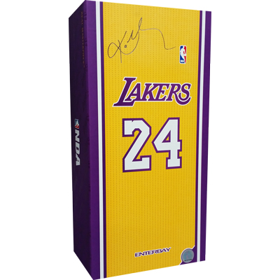 Artikelbild des Artikels “NBA Kobe Bryant 1:6 scale figurine “