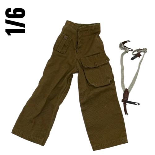 Product image of the product “M37 British, Battleworn Pants  mit Träger 1/6 ”