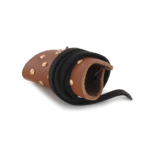 Artikelbild des Artikels “Leder Armschützer gepanzert “