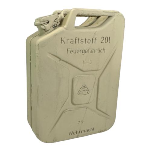 Product image of the product “Jerrycan WH Yellow used Optic 1/6 ”