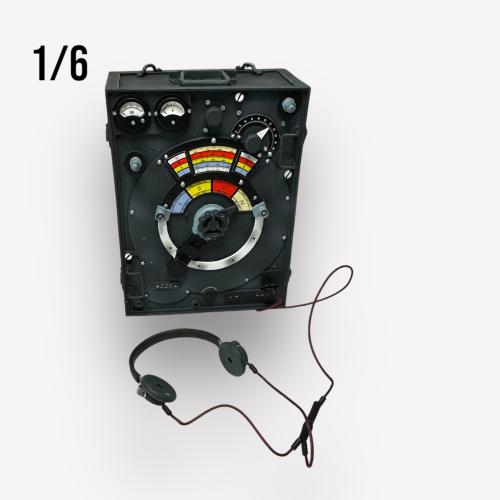 Product image of the product “Torn Fu. Trupp mit Zubehör   in 1/6 ”