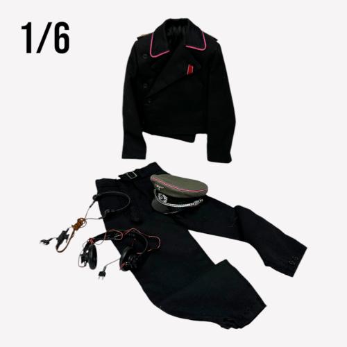 Artikelbild des Artikels “Panzeruniform Set de Luxe  1/6 “