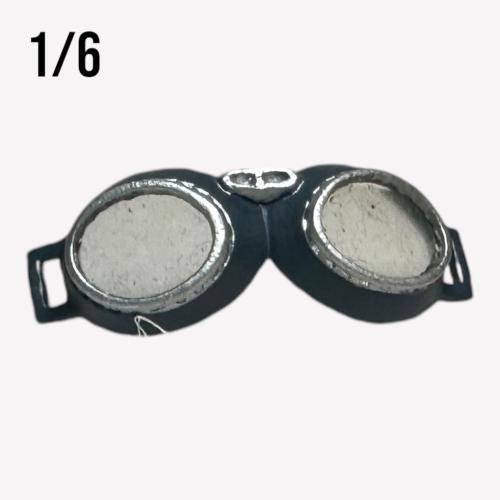 Product image of the product “Pilot Goggles  1/6 Strap missing ”