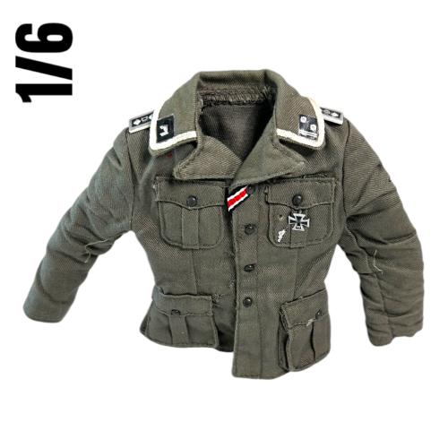 Product image of the product “Uniform Elite mit Schulterklappen 1/6 ”