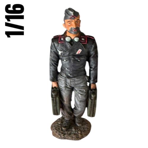 Artikelbild des Artikels “1/16 Figuren WH 1/16 Figuren WH Panzercrew “