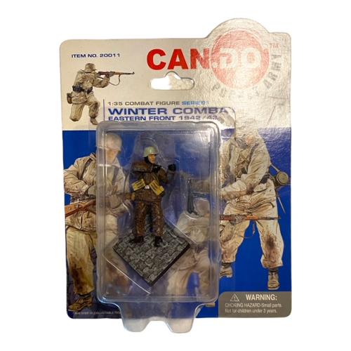 Product image of the product “1:35 Panzer Grenadiers Winter Combat 1942/43 ”
