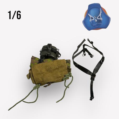Product image of the product “Gasmaskenbüchse und  Zeltbahn 1/6 (gealtert) ”