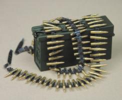 Product image of the product “Gurtkasten in Metal mit Metal Munitions Gurt. Patronen Messing einzelnd entnehmbar ”