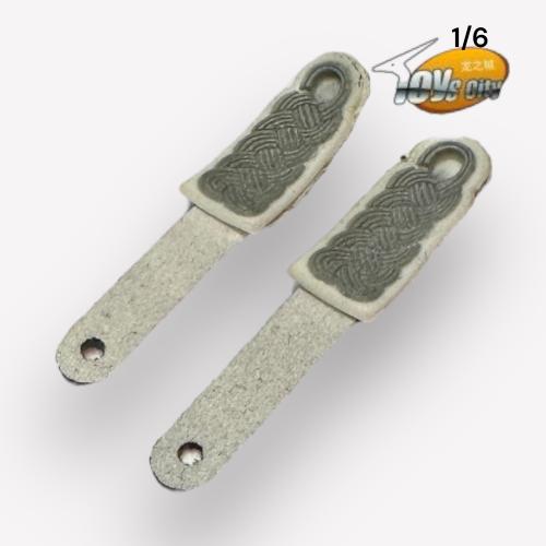 Product image of the product “Schulterklappen weiss Offizier 1/6 ”