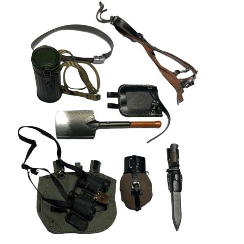 Artikelbild des Artikels “Landser Ausrüstung 1/6 Set (WH) “