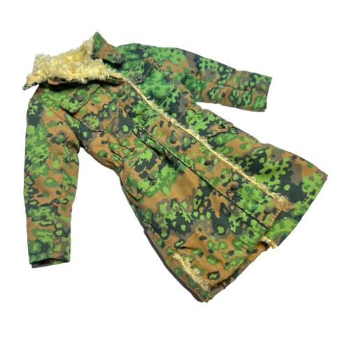 Artikelbild des Artikels “Eichenlaub Winterparka 1:6 mit Fell “