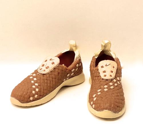 Artikelbild des Artikels “Sportschuhe 1:6 “