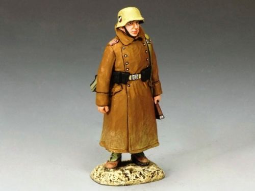 Product image of the product “DAK Soldat stehend Achtung ”