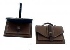 Product image of the product “Aktenkoffer schwarz leder ohne inhalt mit Messing Verschluss ”