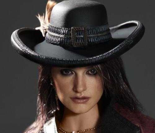 Product image of the product “Female Pirat Hat with feather  1/6 ”