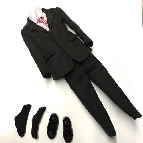 Product image of the product “Dark suit Set 1/6 ”