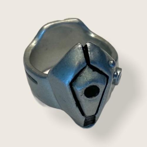 Artikelbild des Artikels “Cyborg Upperarmprotector 1:6 “