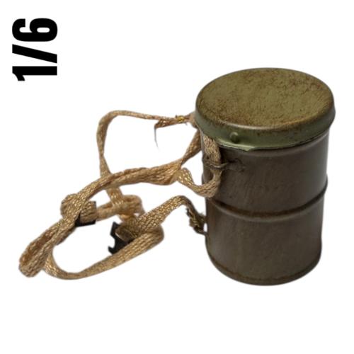 Artikelbild des Artikels “Gasmaskenbehälter, WW I  in Metal “
