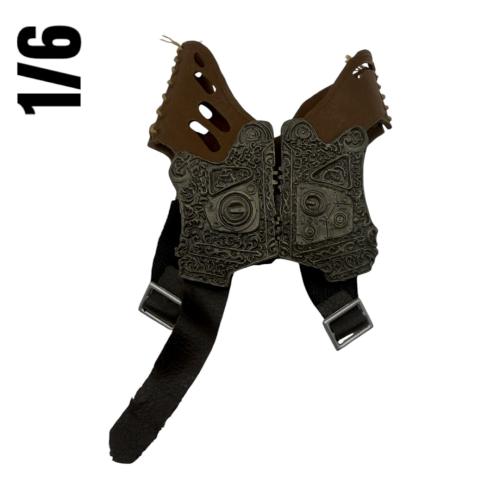 Product image of the product “Body Armor (Dark Brown) 1:6 ”