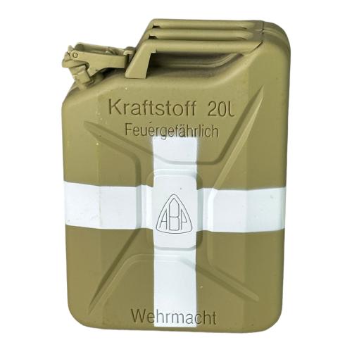 Product image of the product “Wasser Kanister Wehrmacht, Gelb 1/6 ”