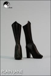 Product image of the product “Black leather kneecut boots ”
