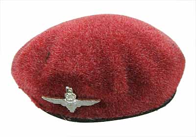 Product image of the product “Beret Red British Paratrooper ”