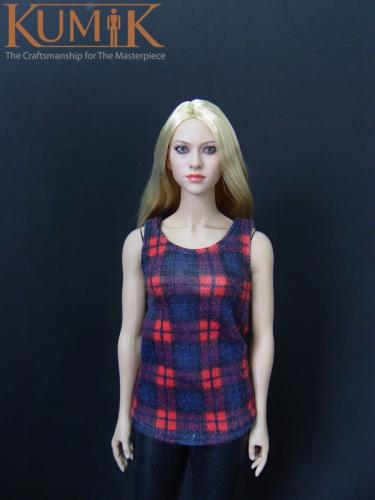 Product image of the product “KM048 female Head Amily (with implanted hair) ”