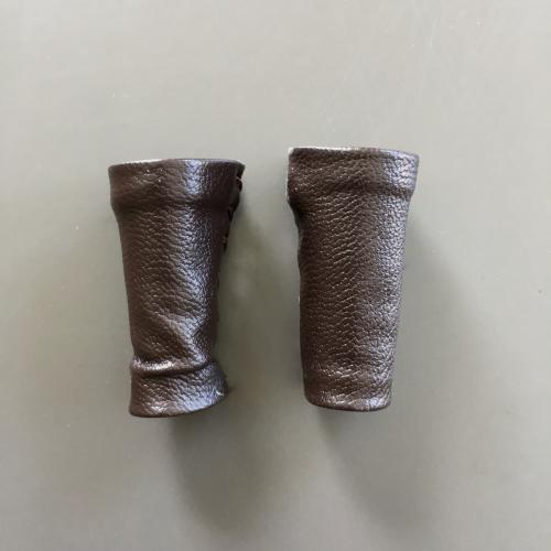 Product image of the product “1/6 Leather wristband ”