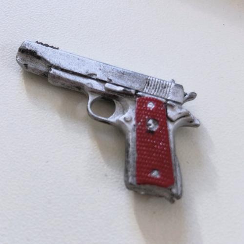 Artikelbild des Artikels “Colt 45 M1911 simple 1:6 “