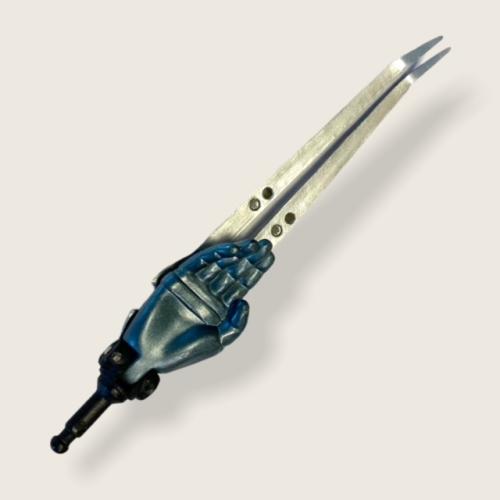 Artikelbild des Artikels “Cyborg Recht Hand mit Klinge 1:6 “