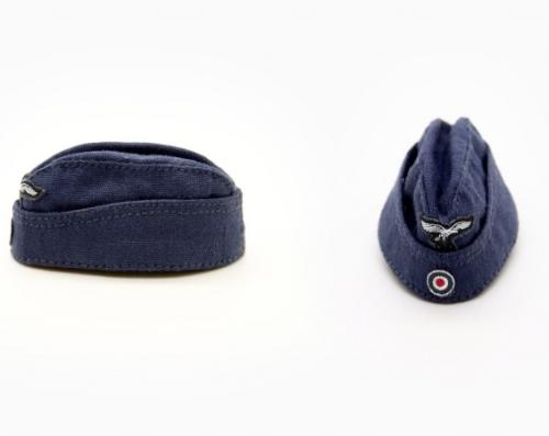 Product image of the product “Fallschirmjäger Schiffchen 1/6 ”