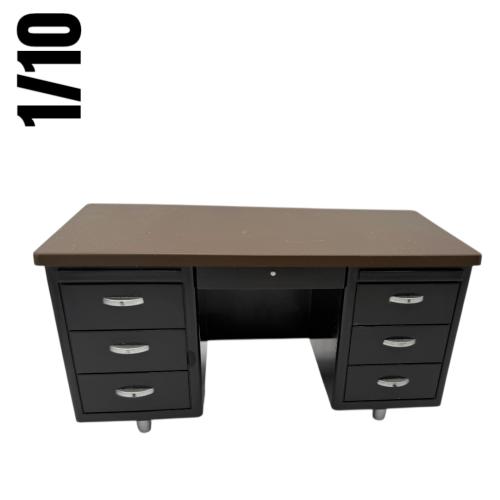 Product image of the product “Desk 1/10 ”