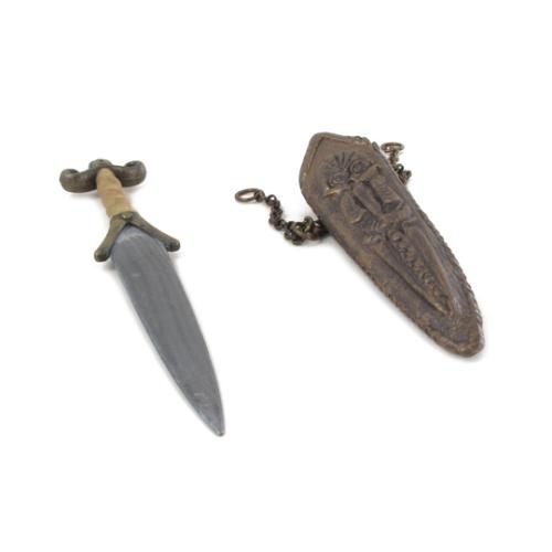 Product image of the product “1/6 Diecast Celtic Dagger with Scabbard (Bronze) ”