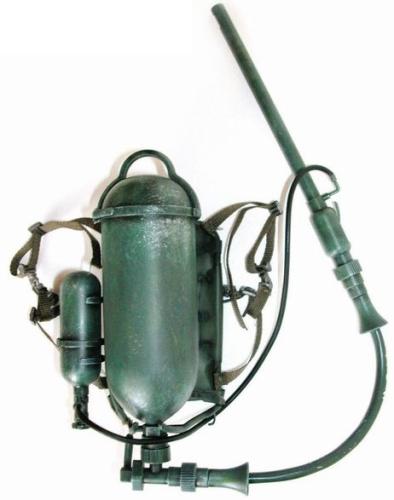 Artikelbild des Artikels “1:6 German Flame Thrower 35 (Plastic Models) “