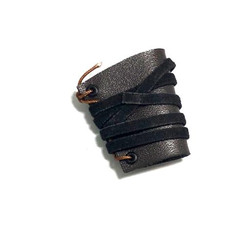 Artikelbild des Artikels “Forearm Protection (Brown) straped “