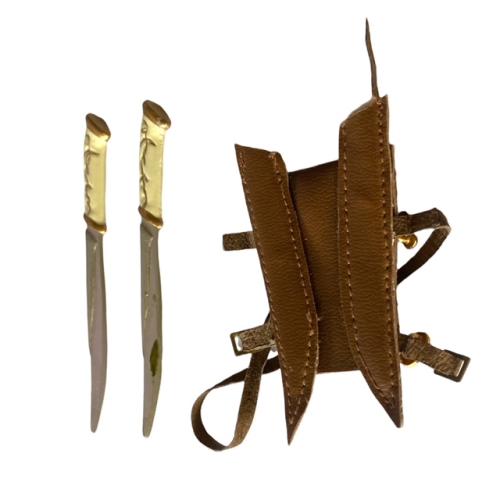 Product image of the product “Elf Daggers in Backholster 1/6 ”