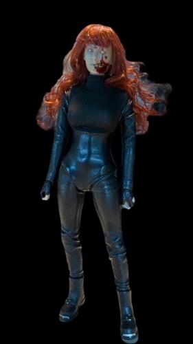 Product image of the product “Dead World Female Zombie 1/6th scale Costum Figur ”