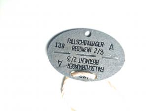 Product image of the product “Erkennungsmarke 2 Fjg Regiment 3 Kompanie ”