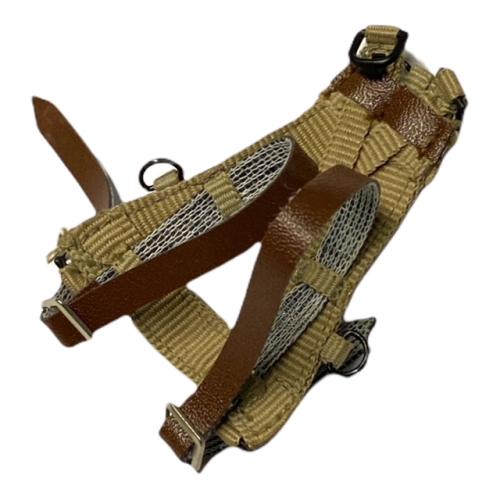 Artikelbild des Artikels “Gepäckrahmen 1:6 mit Riemen “