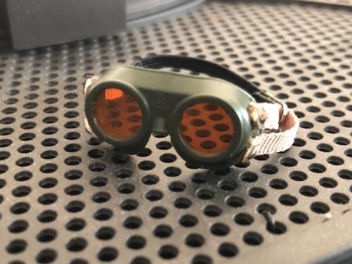 Artikelbild des Artikels “Staubschutzbrille U Boot “