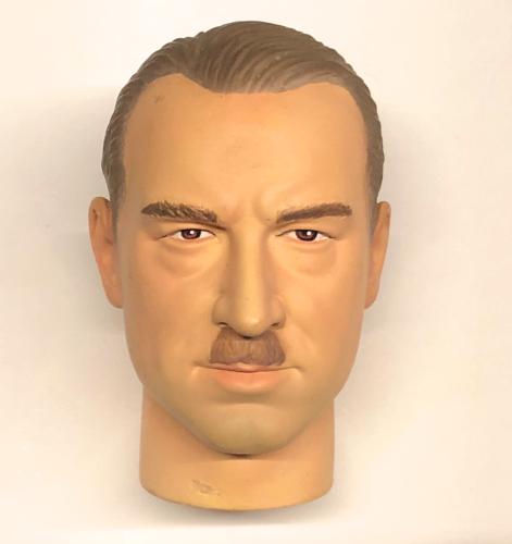 Artikelbild des Artikels “Head Galland Cyber Hobby 1:6 “