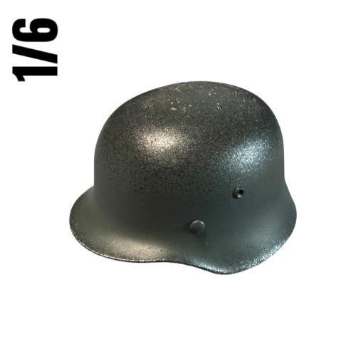 Product image of the product “Helm M 35 in Metal Blackend 1:6 ”