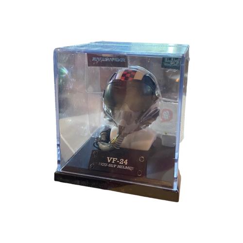 Product image of the product “HGU-55/P Helmet  mit Display 1/6 ( visier defekt) ”